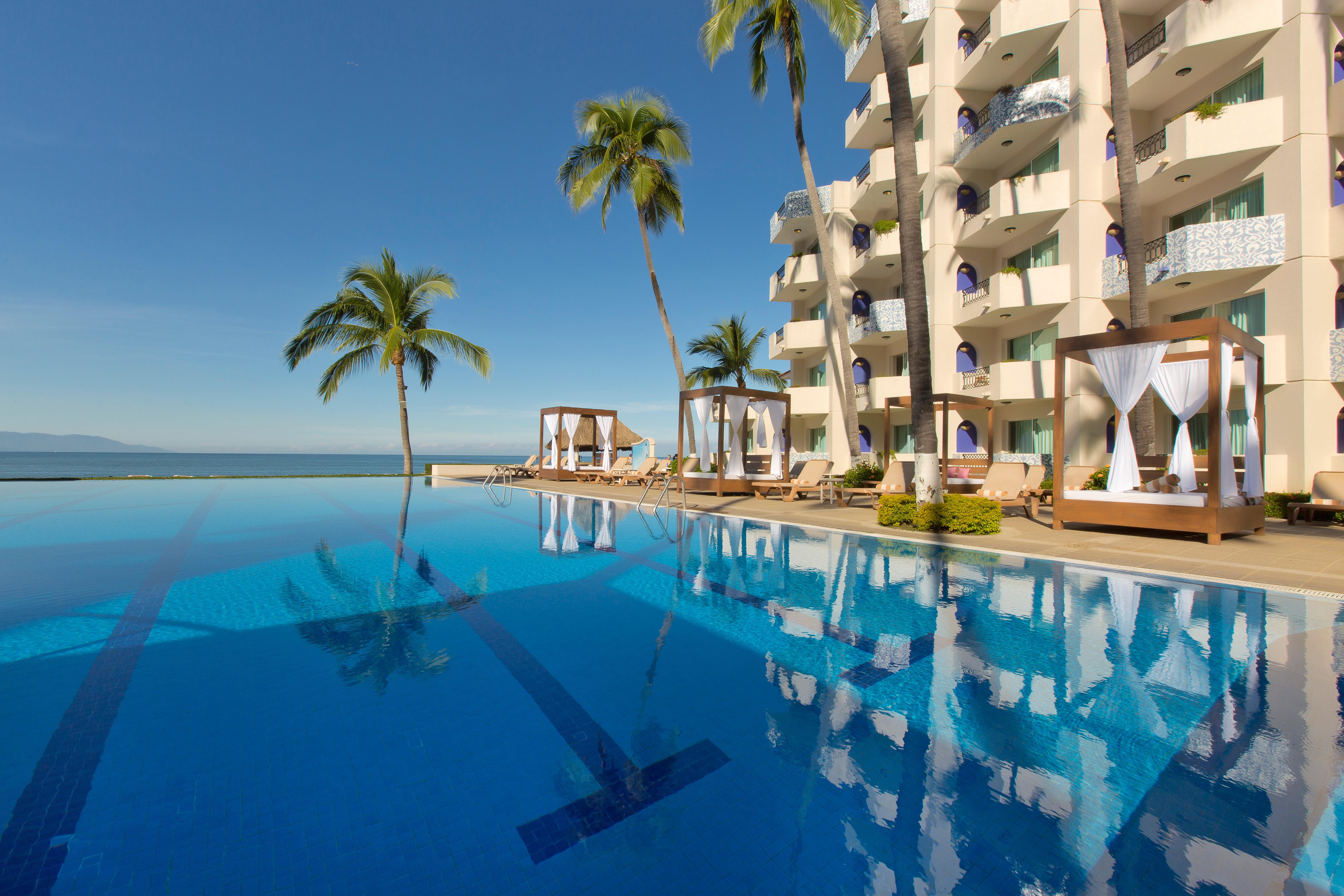 Crown Paradise Golden All Inclusive Resort - Adults Only Puerto Vallarta Exterior foto